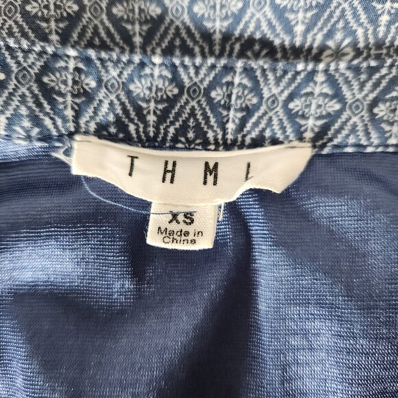 THML Blue White Geometric Print Sleeveless Dress XS Embroidered Trim Lined Boho - Picture 3 of 12